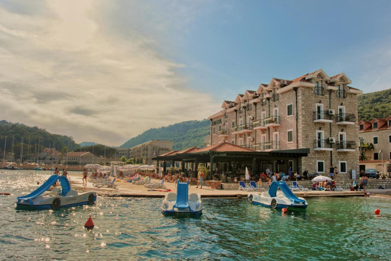 Hotel Rr แฮร์เซ็ก-โนวี ภายนอก รูปภาพ